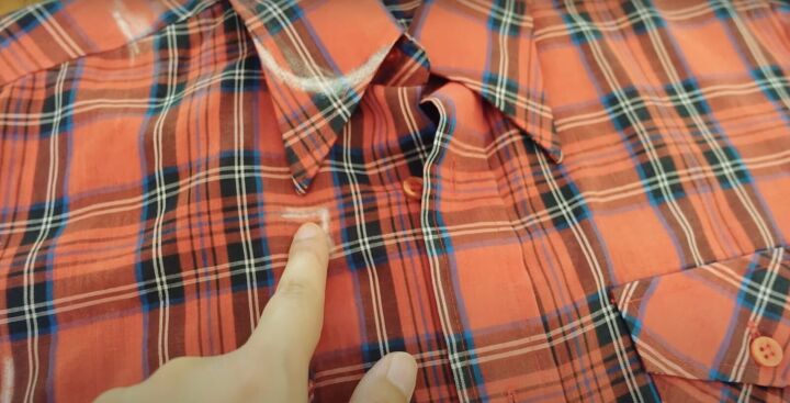 how to upcycle a men s shirt into a feminine top, Marking a rounded collar shape