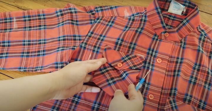 how to upcycle a men s shirt into a feminine top, Changing the pockets