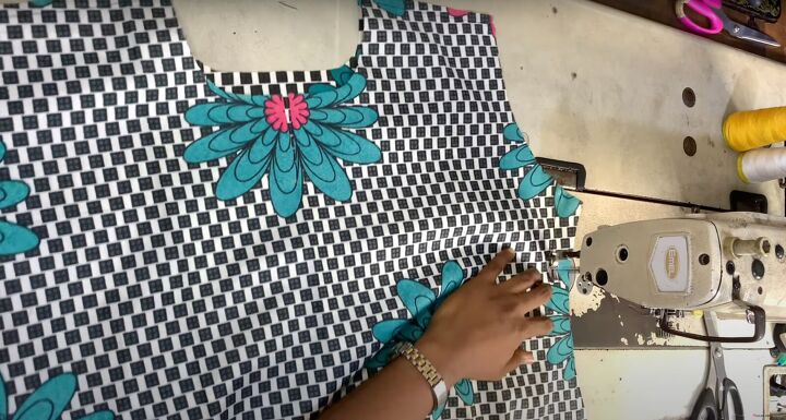 how to sew a beginner friendly diy ankara top, Joining the side seams
