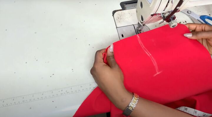 how to make a pencil skirt with a front slit, Sewing the back panel