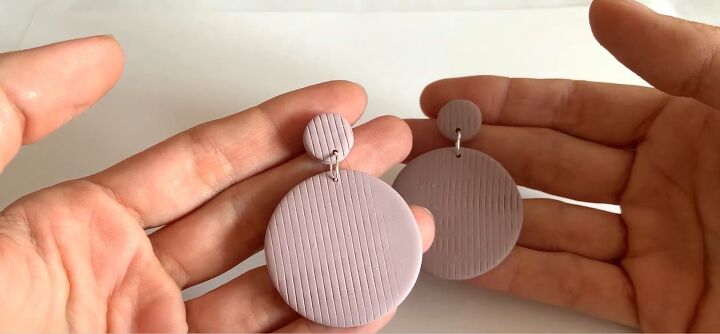 5 polymer clay textures you can create using household items, Minimalistic polymer clay earrings