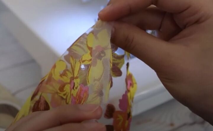6 expert tips for sewing with sheer fabric, How to make roll hems on sheer fabric