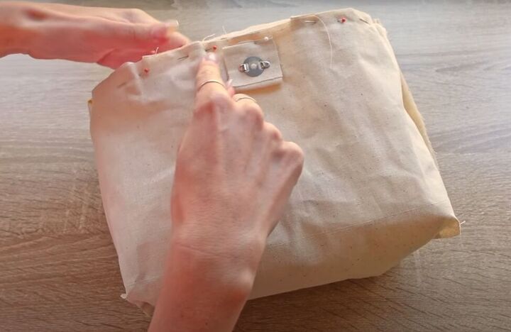 how to make a puffy quilted purse with a cross body strap, Inserting the lining