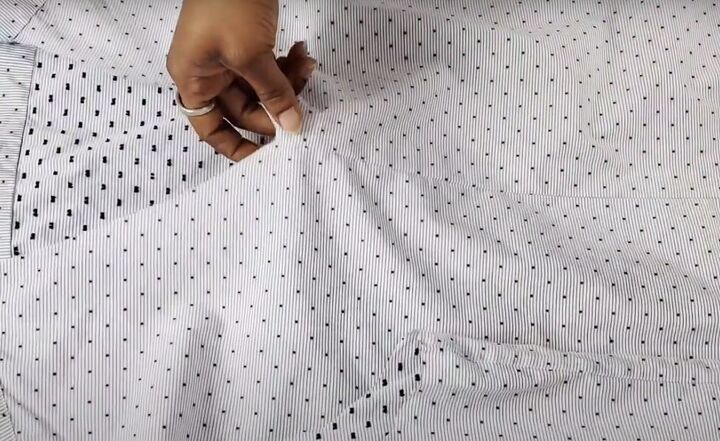 how to turn a men s shirt into a cute top in a few simple steps, Sewing the front seam
