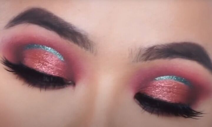 how to do a rose gold eyeshadow look with a metallic halo, Rose gold eye makeup look with metallic liquid eyeliner halo