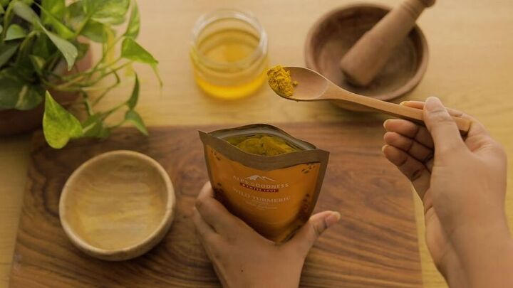 how to make a brightening turmeric eye mask face mask, How to make a DIY turmeric eye mask skin mask