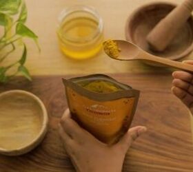 How to Make a Brightening Turmeric Eye Mask & Face Mask