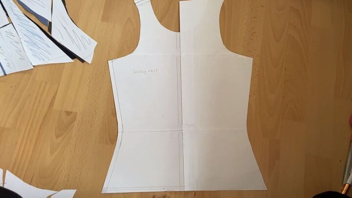 how to make a cute patchwork crop top out of fabric scraps, Making the patchwork top sewing pattern