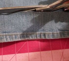 how to hem flared jeans keep the original hem, How to cut the hem of jeans