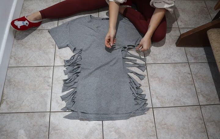 How to Make a Dress Out of a T-Shirt Without Sewing or Using Glue | Upstyle How to Make a Dress Out of a T-Shirt Without Sewing or Using Glue | Upstyle