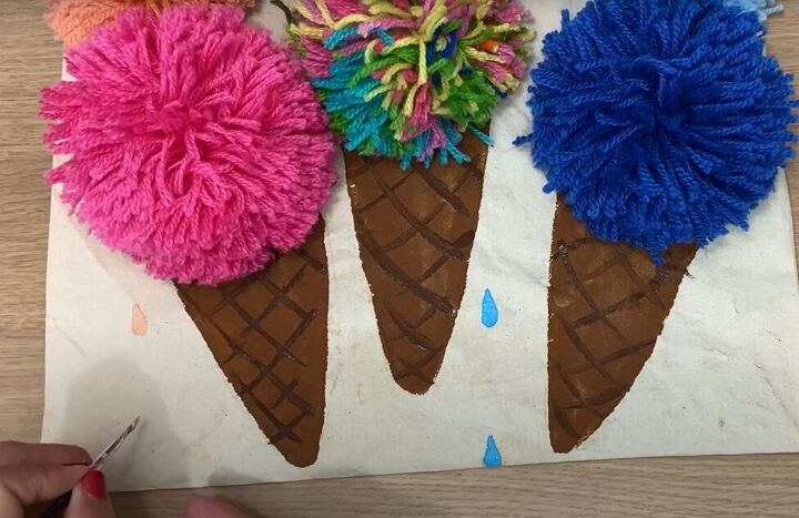 make this cute ice cream decorated tote bag for summer, Adding ice cream drips