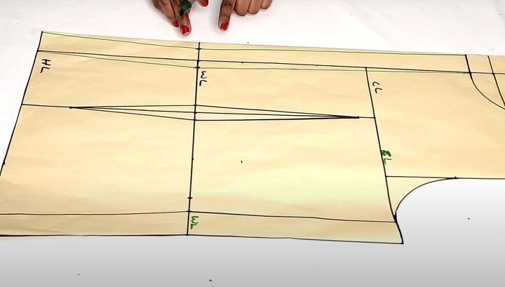 modifying a bodice pattern to fix a bulging zipper in six simple steps, Fix wavy zipper