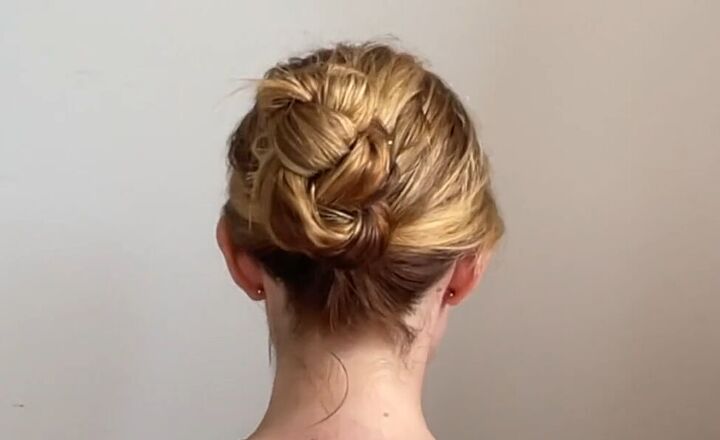 4 cute hairstyles with wet hair that are quick easy to do, Coiling the braid into a bun