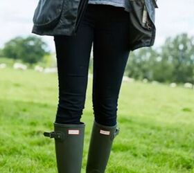 10 british style clothing staples the elements of british fashion, Wellington boots in olive green