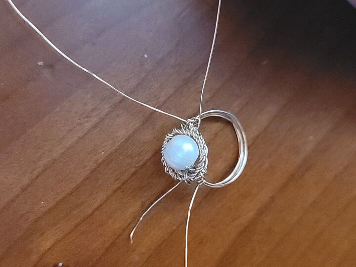 wire ring with a beaded pearl