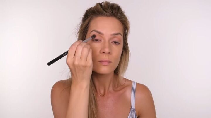 covid makeover easy beginners makeup for when you re sick, Applying bronzer directly into the socket line of the eye