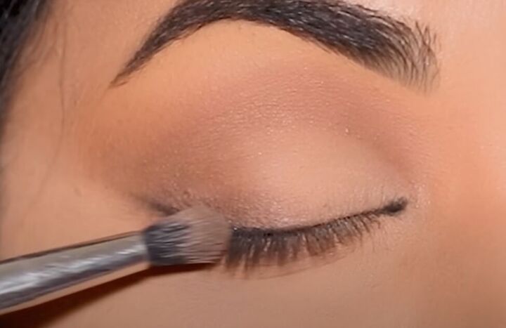 how to do siren eyes vs doe eyes which one is best for you, Softening the wing with a blending brush