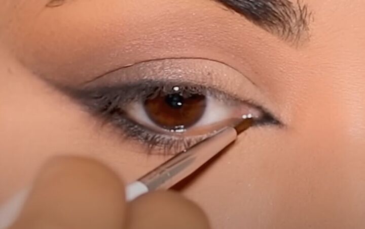 how to do siren eyes vs doe eyes which one is best for you, Elongating the inner corner