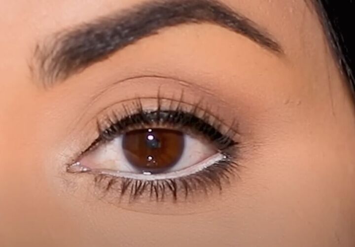 How to Do Siren Eyes Vs Doe Eyes Which One is Best For You? Upstyle