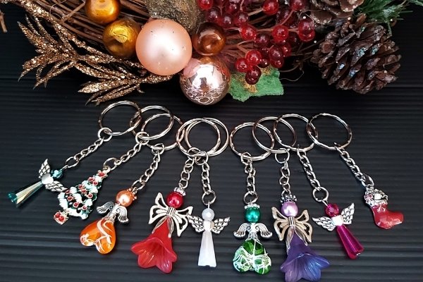 diy christmas angels from upcycled jewellery, Photo Shazazz Jewellery