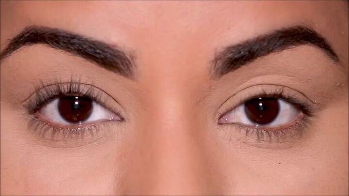 how to apply mascara without clumping better than false lashes, Effect of using an eyelash curler