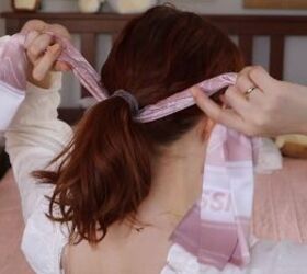 7 cottagecore bandana styles that are super easy to do, Tying a bandana around a ponytail