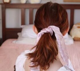 7 cottagecore bandana styles that are super easy to do, Bandana ponytail from the back