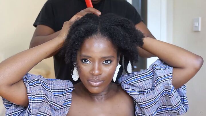 3 cute easy quick natural hairstyles with or without extensions, Parting hair in the middle