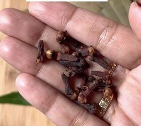 The pleasantly surprising reason why you're going to want to put cloves in your hair