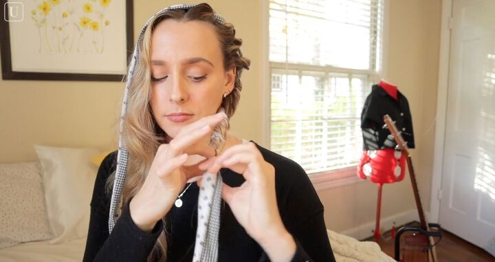 how to use straws for curling hair overnight heatless curls tutorial, Securing the tie with a hair elastic