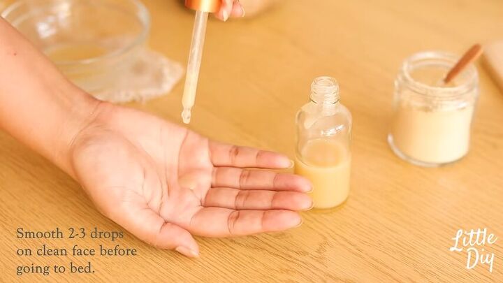 10 game changing beauty hacks and diy skincare recipes, Dropping mixture onto palm of hand