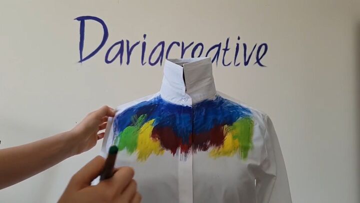 how to make a colorful rainbow inspired diy dripping paint shirt, Blending different colors together