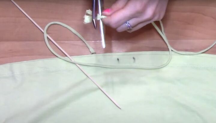 How to Transform a T-shirt Into a Drawstring Skirt | Upstyle