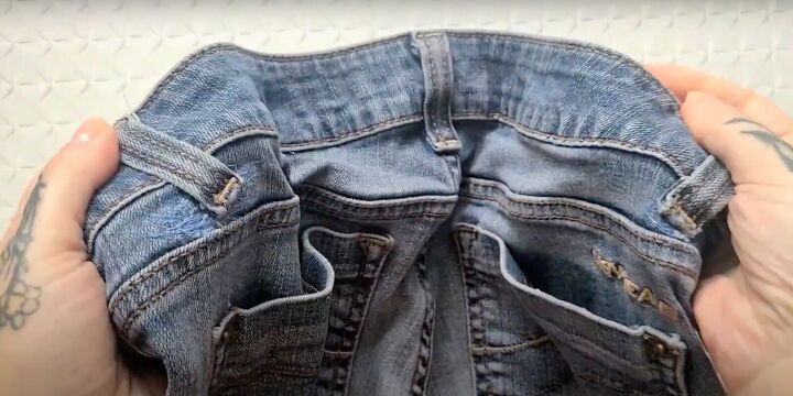 2 Easy Steps to Fix Holes in Jeans' Inner Thighs | Upstyle