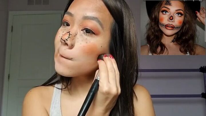 create cute halloween scarecrow makeup with this easy tutorial, Applying bronzer