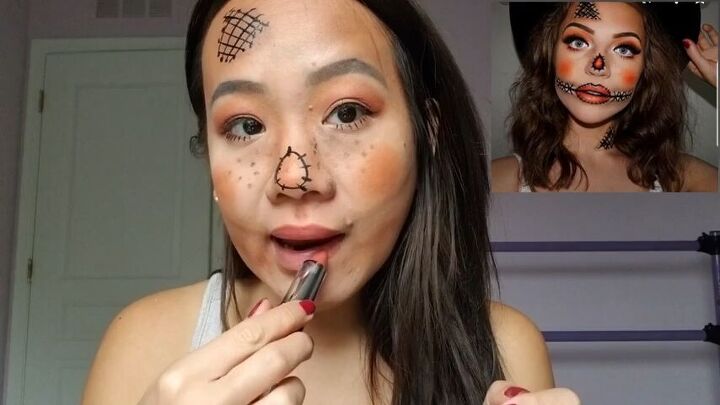 create cute halloween scarecrow makeup with this easy tutorial, Applying lipstick