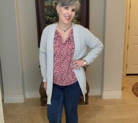 fun teacher outfits, burgundy boho top with gray oversized cardigan over skinny jeans with leopard slip ons