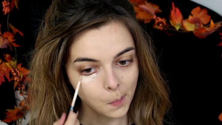 easy halloween jack o lantern makeup tutorial, Applying concealer