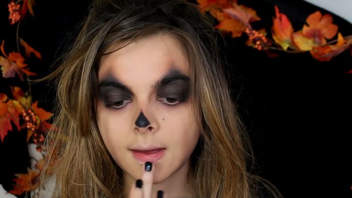 easy halloween jack o lantern makeup tutorial, Concealing lips