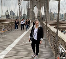 black blazer outfit six different looks, Me on the Brooklyn Bridge wearing the black blazer with gray hoodie insert whote tee gray sneakers black joggers and a blck cross body bag