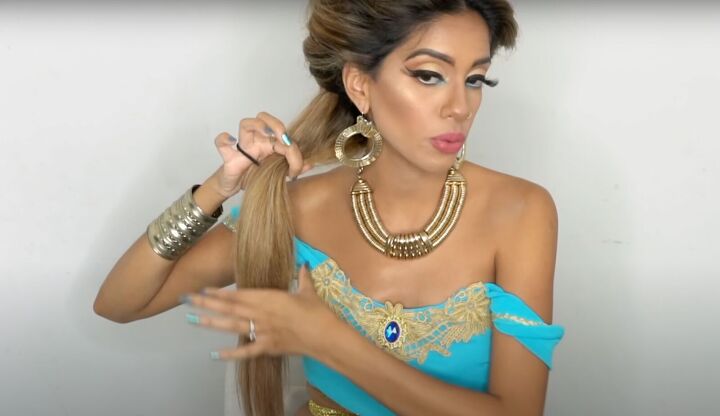 disney s princess jasmine dress and hair tutorial for halloween, Making faux fishtail braid