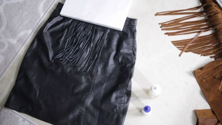 diy fringe jacket and skirt tutorial, Attaching panel