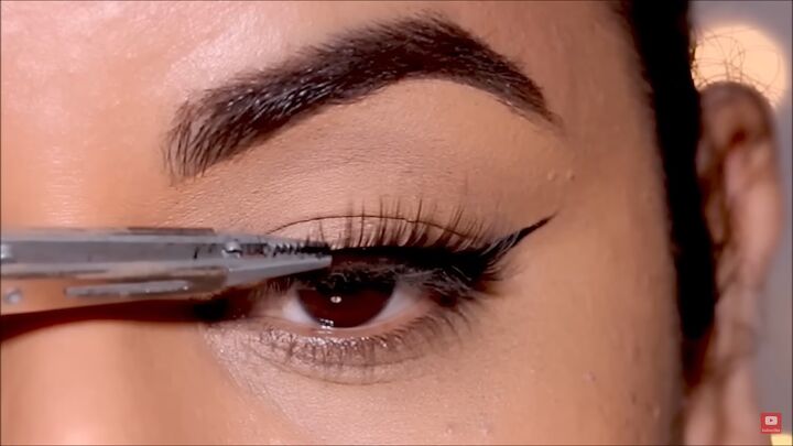 how to create stunning eyeliner looks for hooded eyes, Adding lashes