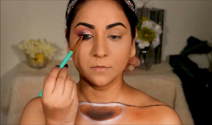 spooky halloween special effects makeup tutorial, Applying eye makeup