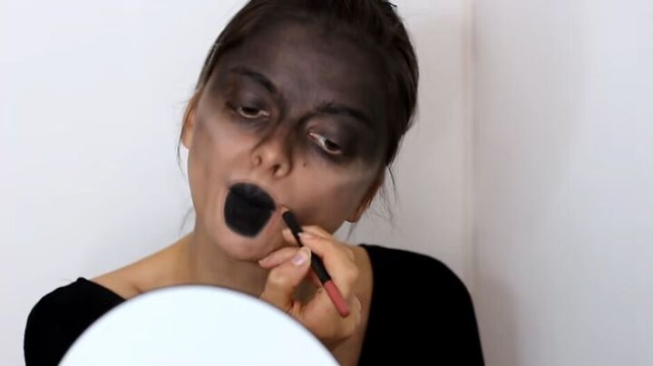 harry potter dementor costume makeup for halloween, Enhancing the mouth