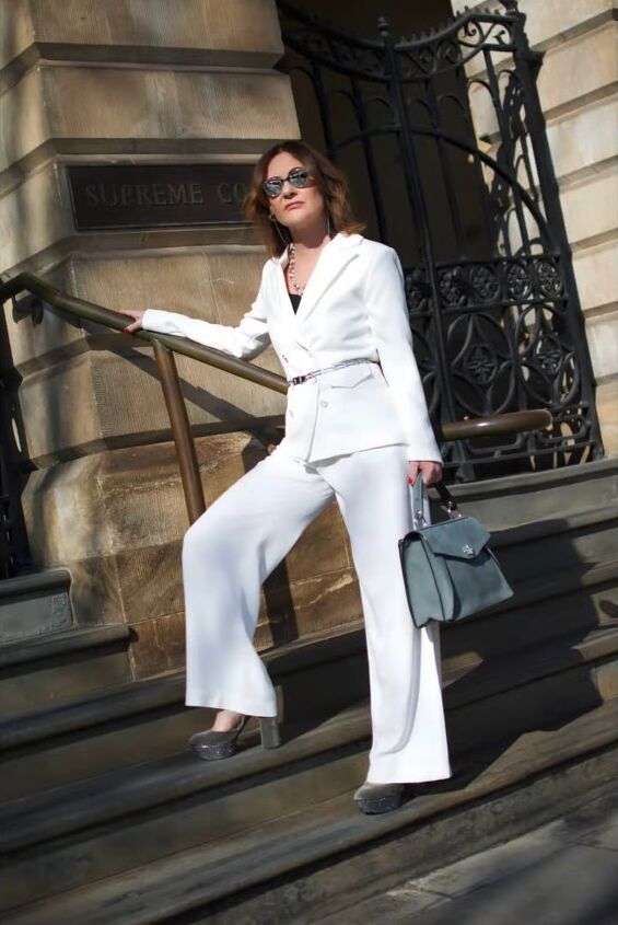 how to rock all white outfits in your 50s, Example of how to wear a white blazer