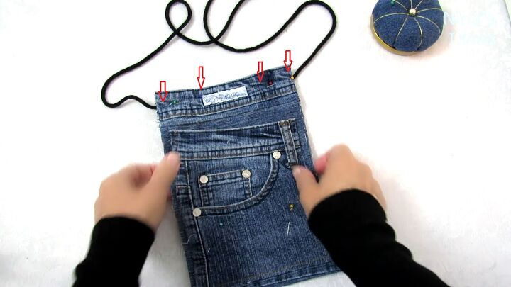 easy diy denim purse tutorial, Sewing DIY denim purse