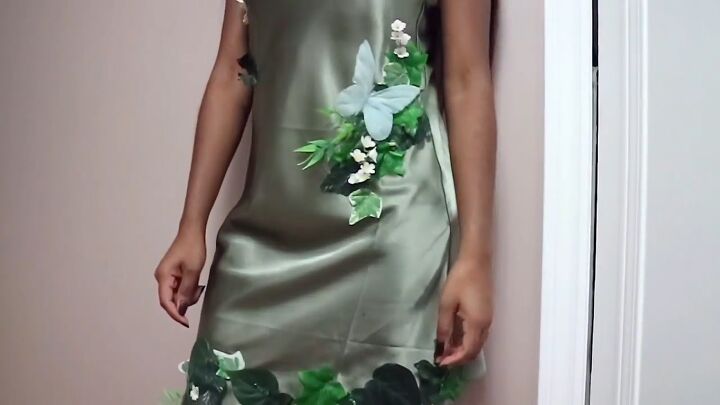 DIY Mother Nature Costume for Halloween | Upstyle DIY Mother Nature Costume for Halloween | Upstyle