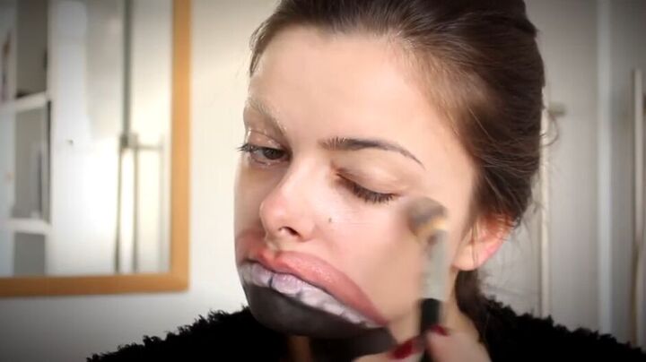c chulainn s warp spasm makeup tutorial for halloween, Applying foundation