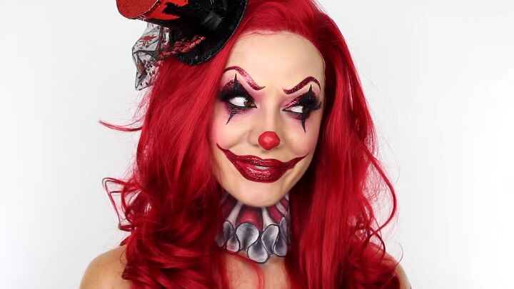 glamorous clown makeup tutorial for halloween, Completed glamorous clown makeup